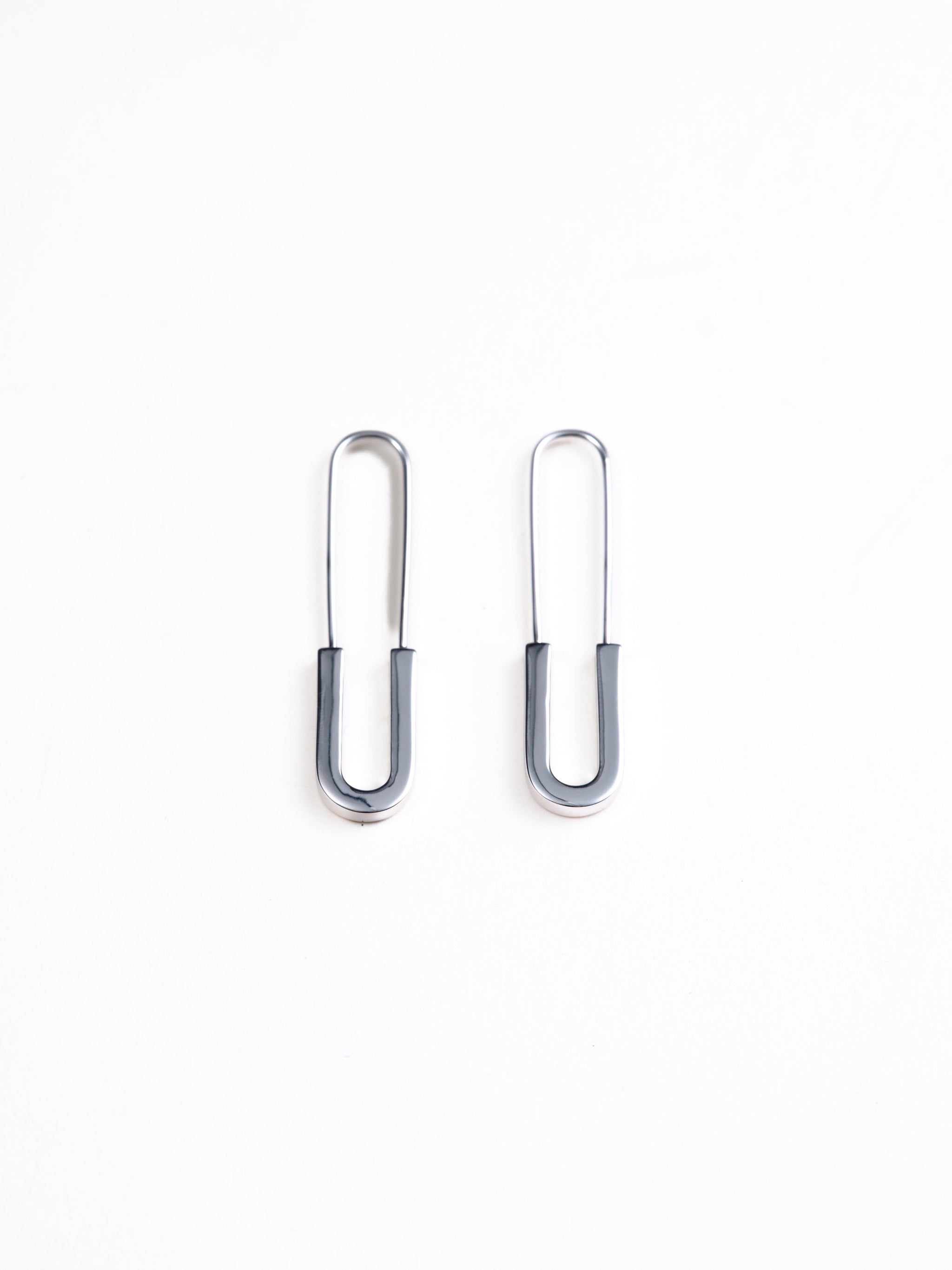 Why sterling silver tarnishes, and how to get it off