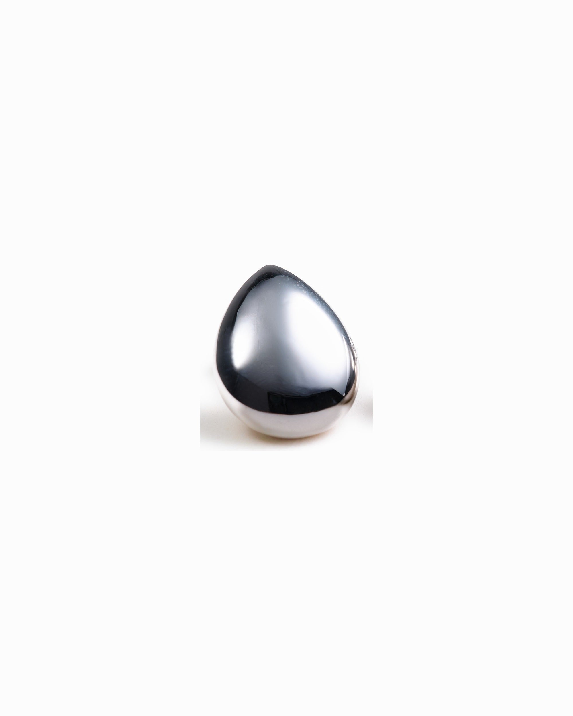 Hannah Teardrop single stud in 925 recycled sterling silver